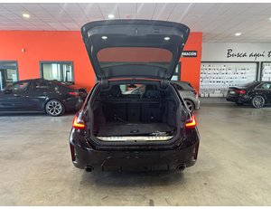 
										BMW SERIE 3 330E XDRIVE TOURING full									