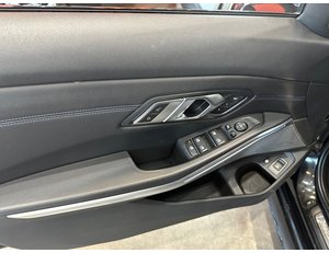 
										BMW SERIE 3 330E XDRIVE TOURING full									