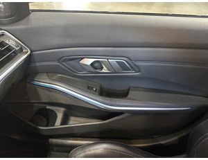 
										BMW SERIE 3 330E XDRIVE TOURING full									