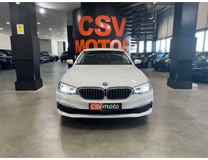 
										BMW SERIE 5 530E full									