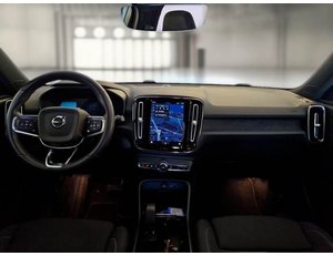 
										VOLVO XC40 RECHARGE ELECTRICO CORE AUTO full									
