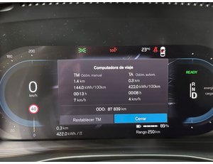 
										VOLVO XC40 RECHARGE ELECTRICO CORE AUTO full									