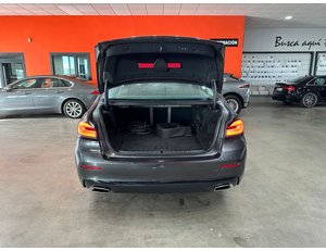 
										BMW SERIE 5 530E full									