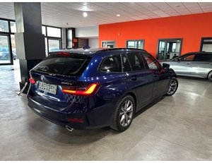 
										BMW SERIE 3 330E XDRIVE TOURING full									