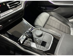 
										BMW SERIE 3 330E XDRIVE TOURING full									