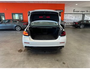 
										BMW SERIE 5 530IA full									