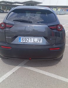 
										MAZDA MX-30 E-SKYACTIVE 105 KW (143CV) ZENITH MODERN full									