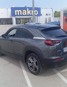 
										MAZDA MX-30 E-SKYACTIVE 105 KW (143CV) ZENITH MODERN full									