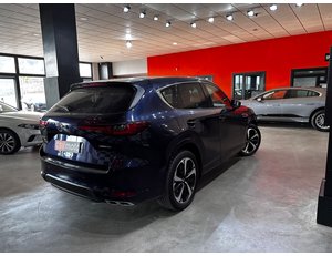 
										MAZDA CX-60 E-SKYACTIV PHEV TAKUMI full									