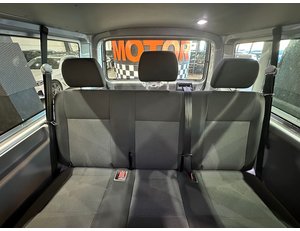 
										VOLKSWAGEN TRANSPORTER 2.0TDI 110CV COMBI L2 full									