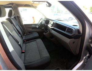 
										VOLKSWAGEN TRANSPORTER 2.0TDI 110CV COMBI L2 full									