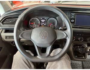 
										VOLKSWAGEN TRANSPORTER 2.0TDI 110CV COMBI L2 full									