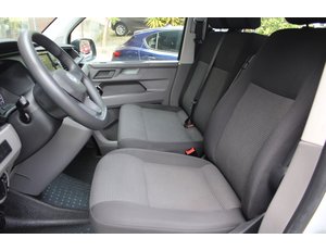 
										VOLKSWAGEN TRANSPORTER 2.0TDI 110CV COMBI L2 full									