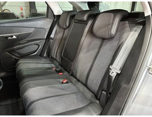 
										PEUGEOT 3008 1.2 PURETECH 96KW (130CV) ALLURE S&S full									