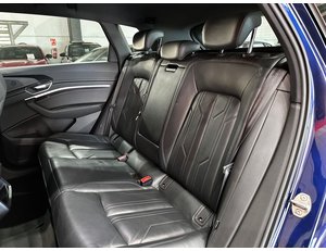 
										AUDI E-TRON ADVANCED 55 QUATTRO full									