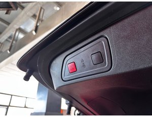 
										CITROEN C5 AIRCROSS 225 E-EAT8 SHINE PACK full									