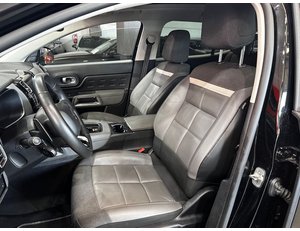 
										CITROEN C5 AIRCROSS 225 E-EAT8 SHINE PACK full									