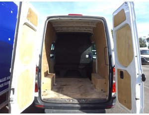 
										MERCEDES BENZ SPRINTER MERCEDES 314CDI 143CV L2H2 full									