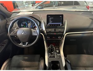 
										MITSUBISHI ECLIPSE CROSS 2.4 PHEV KAITEKI AUTO 4WD full									