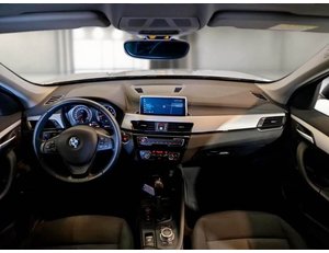 
										BMW X1 XDRIVE25E full									