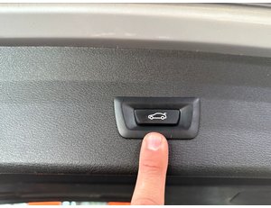 
										BMW X1 XDRIVE25E full									