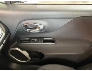 
										JEEP RENEGADE LIMITED 1.0G 88KW (120CV) 4X2 full									