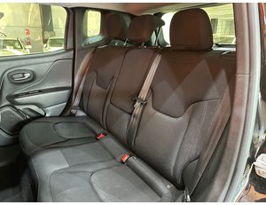 
										JEEP RENEGADE TRAILHAWK 1.3 PHEV 177KW (240CV) AT AWD full									