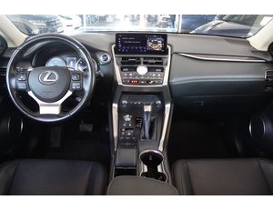 
										LEXUS NX 2.5 300H LUXURY 4WD full									