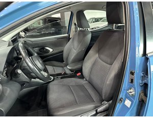 
										TOYOTA YARIS 1.5 120H BUSINESS PLUS full									