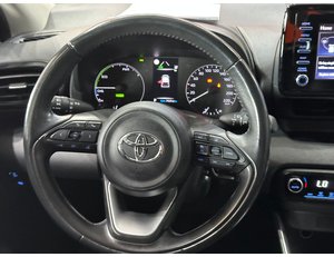 
										TOYOTA YARIS 1.5 120H BUSINESS PLUS full									