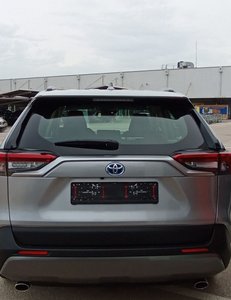 
										TOYOTA RAV4 2.5L 220H BUSINESS full									