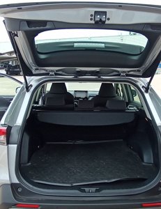 
										TOYOTA RAV4 2.5L 220H BUSINESS full									