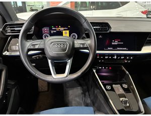 
										AUDI A3 SPORTBACK BLACK 45 TFSI E COMP S TRONIC full									