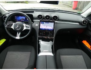 
										MERCEDES BENZ CLASE C MERCEDES C 200 D ESTATE full									