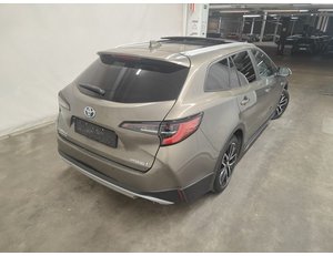 
										TOYOTA COROLLA 2.0 180H TREK E-CVT TOURING SPORT full									