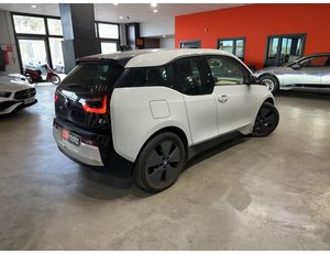 
										BMW I3 – full									