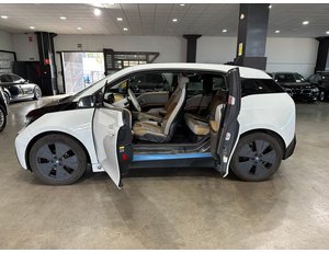 
										BMW I3 – full									