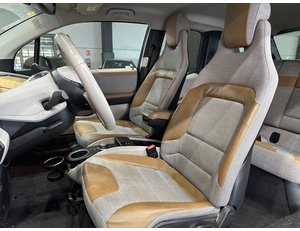 
										BMW I3 – full									