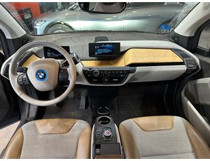 
										BMW I3 – full									