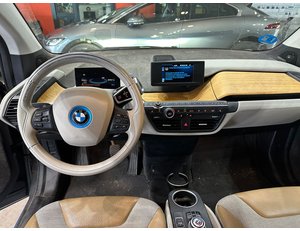 
										BMW I3 – full									