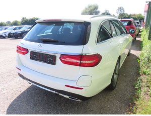 
										MERCEDES BENZ CLASE E MERCEDES E 300 DE ESTATE full									