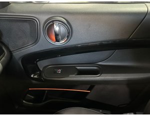 
										MINI COUNTRYMAN COOPER S E ALL4 full									