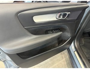 
										VOLVO XC40 1.5 T5 TWIN RECHARGE INSCRIPTION EX AUTO full									