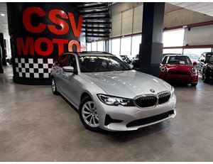 
										BMW SERIE 3 318D TOURING full									