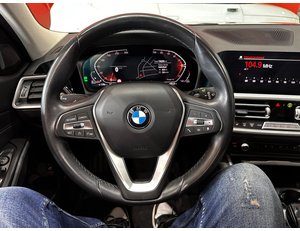 
										BMW SERIE 3 318D TOURING full									