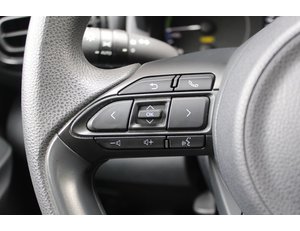 
										TOYOTA YARIS 1.5 120H ACTIVE PLUS ES EL MODELO MAZDA21.5CVT 116CV CENTRELINE full									