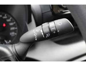 
										TOYOTA YARIS 1.5 120H ACTIVE PLUS ES EL MODELO MAZDA21.5CVT 116CV CENTRELINE full									