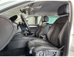 
										VOLKSWAGEN PASSAT VARIANT GTE 1.4 TSI E-POWER 115KW + 85KW full									