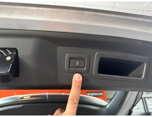 
										MAZDA CX-60 E-SKYACTIV PHEV AWD HOMURA full									