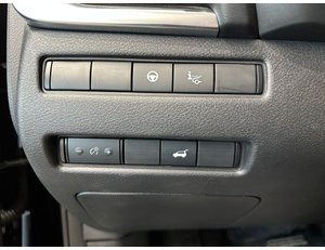 
										NISSAN X-TRAIL 5PL 1.5 E-POWER 152KW 4X2 A-T ACENTA full									
